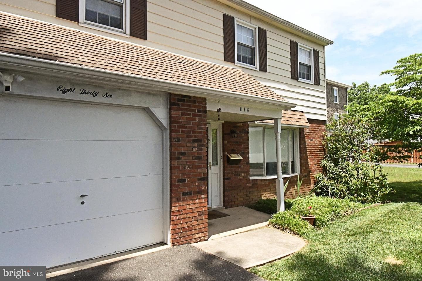 836 N Cedar Road photo 4