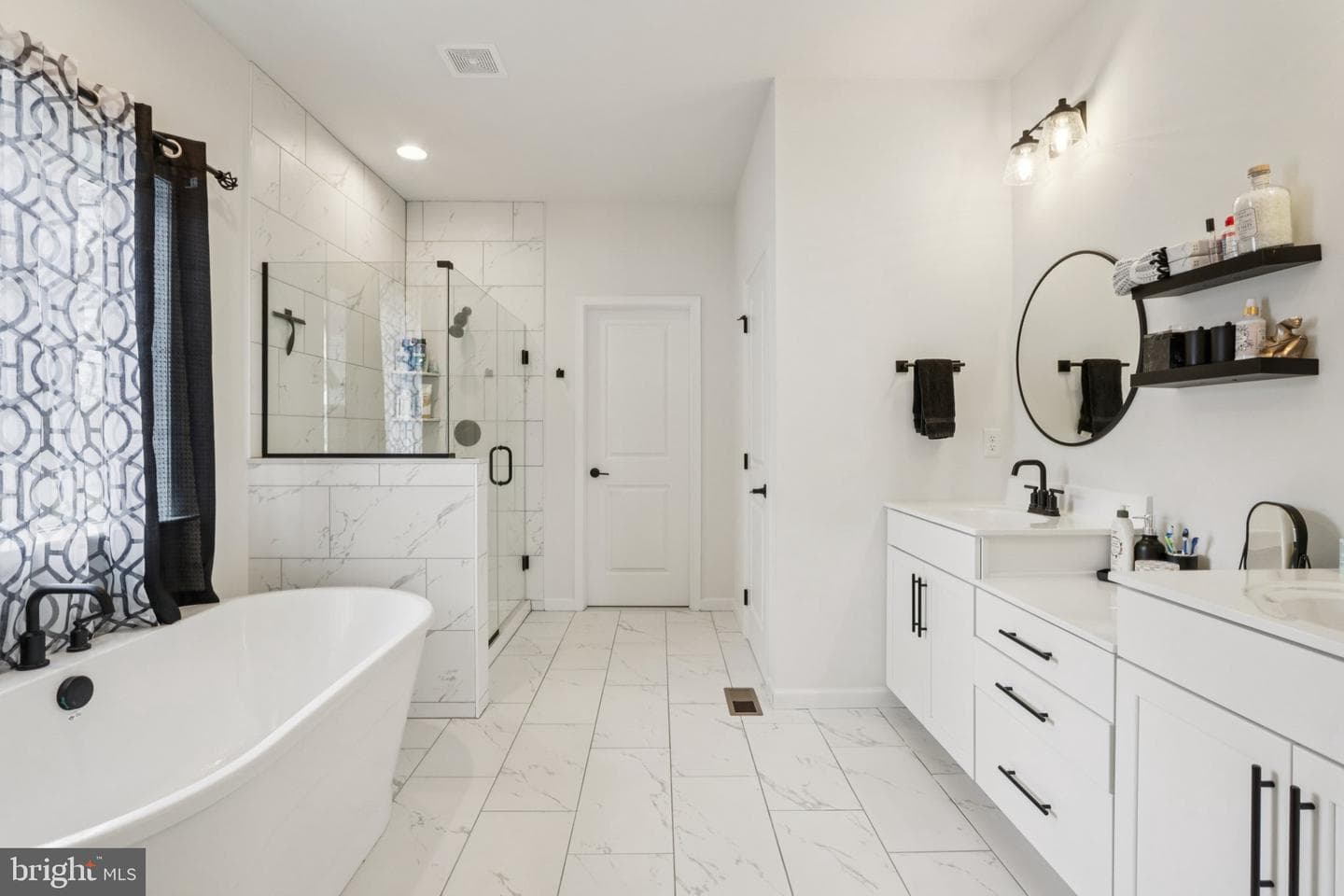 15 Patricia Drive photo 37