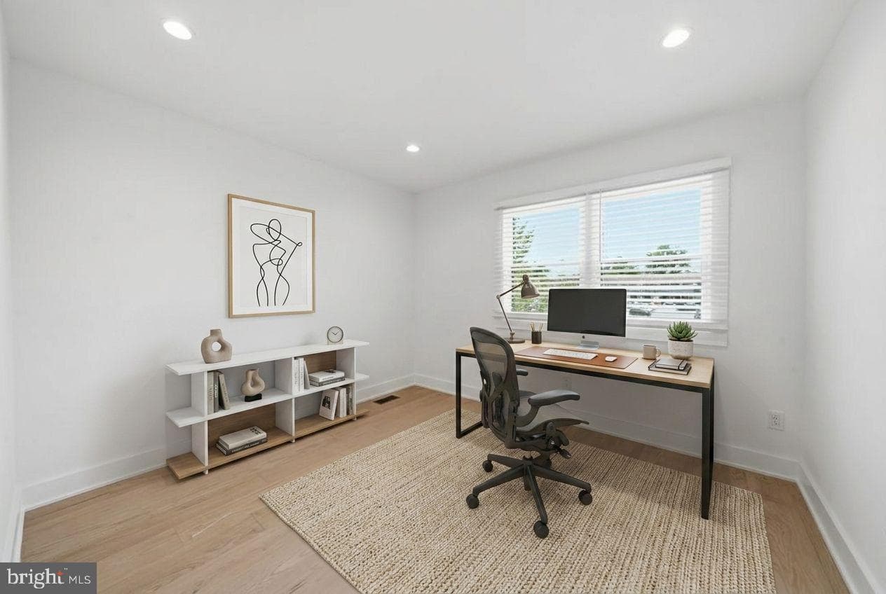 1509 City Avenue photo 15