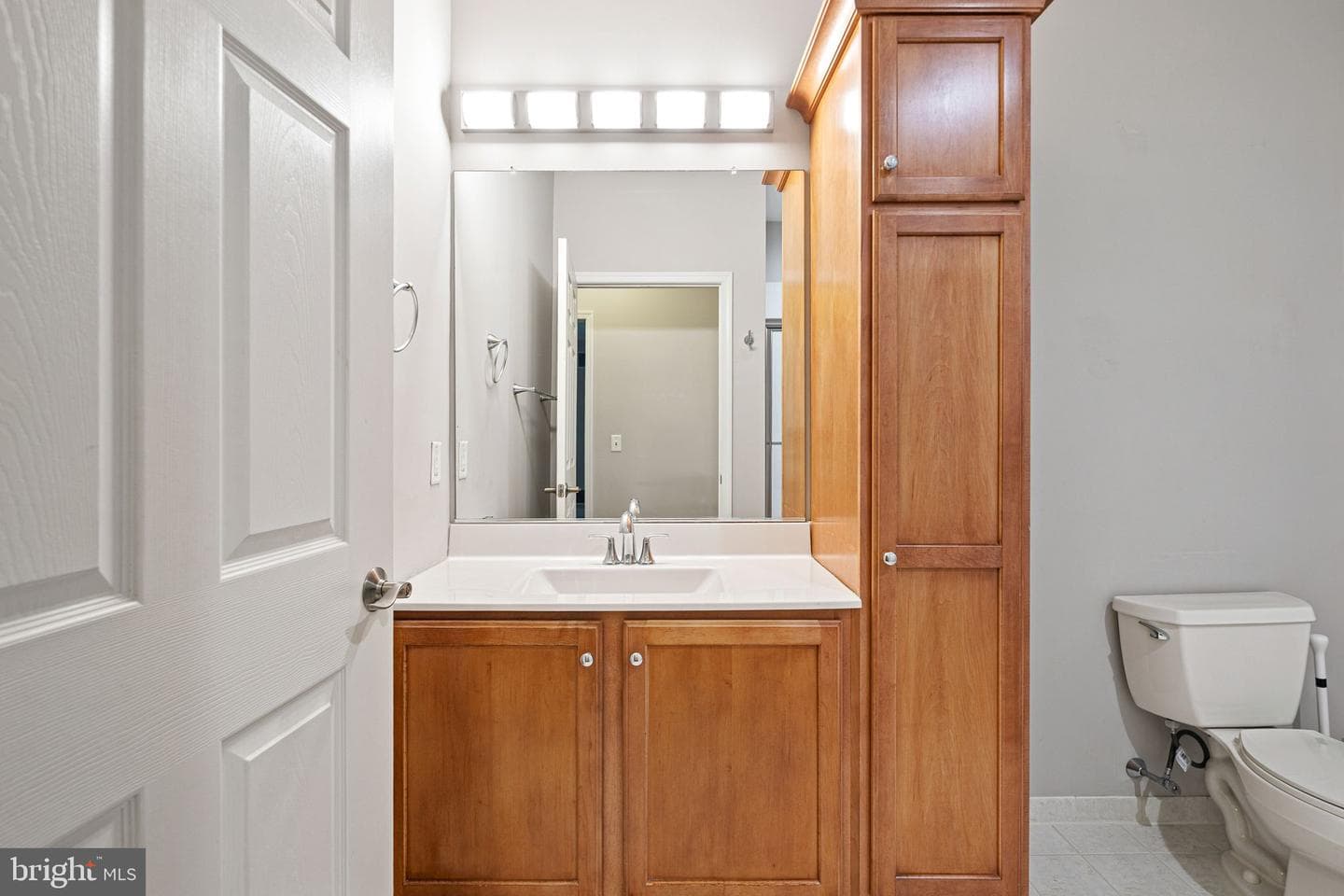 200 W Elm Street #1226 photo 14
