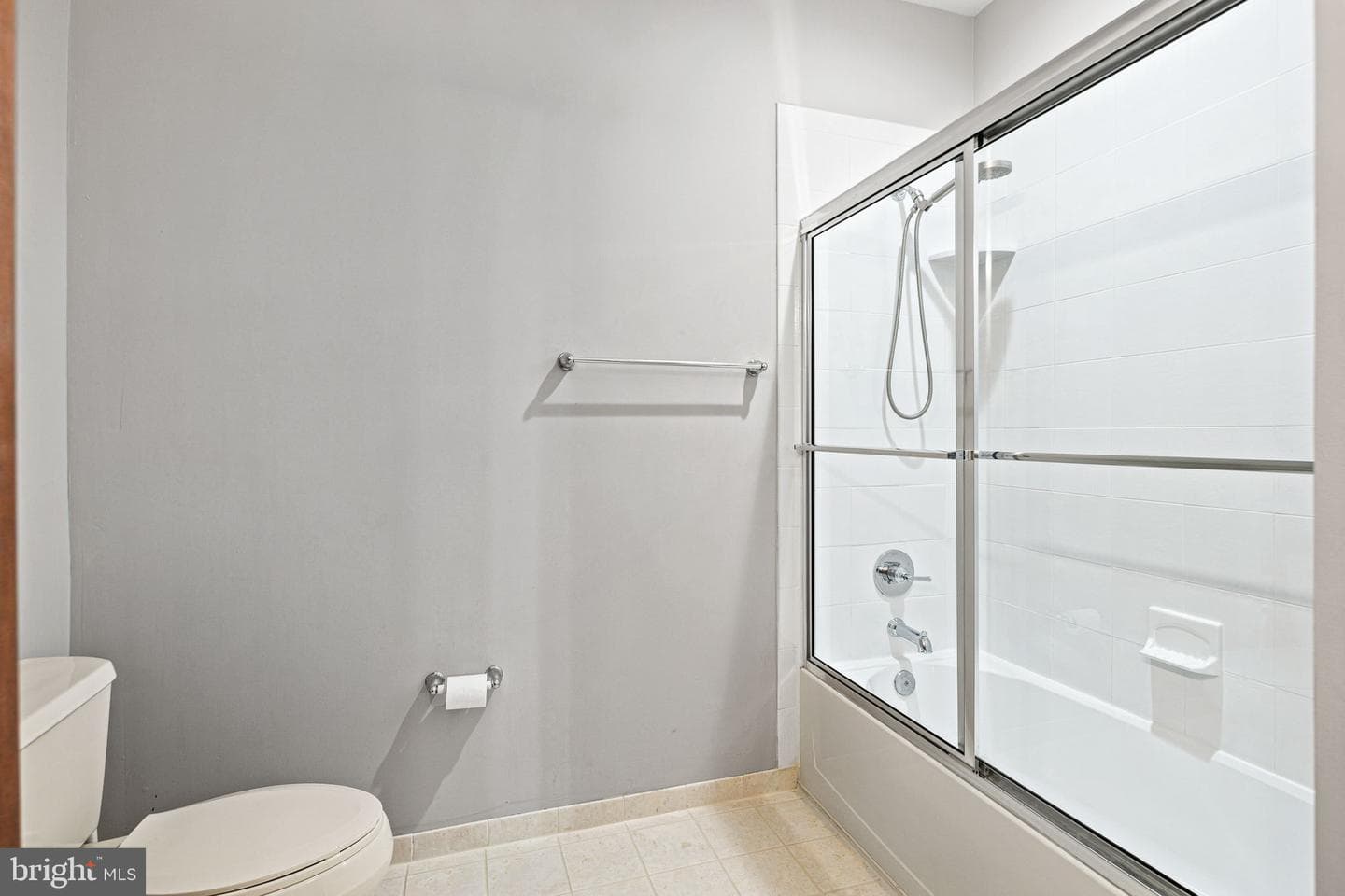 200 W Elm Street #1226 photo 15