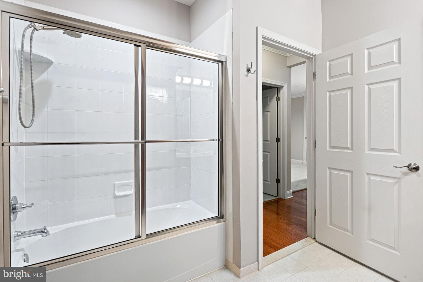 200 W Elm Street #1226 photo 16