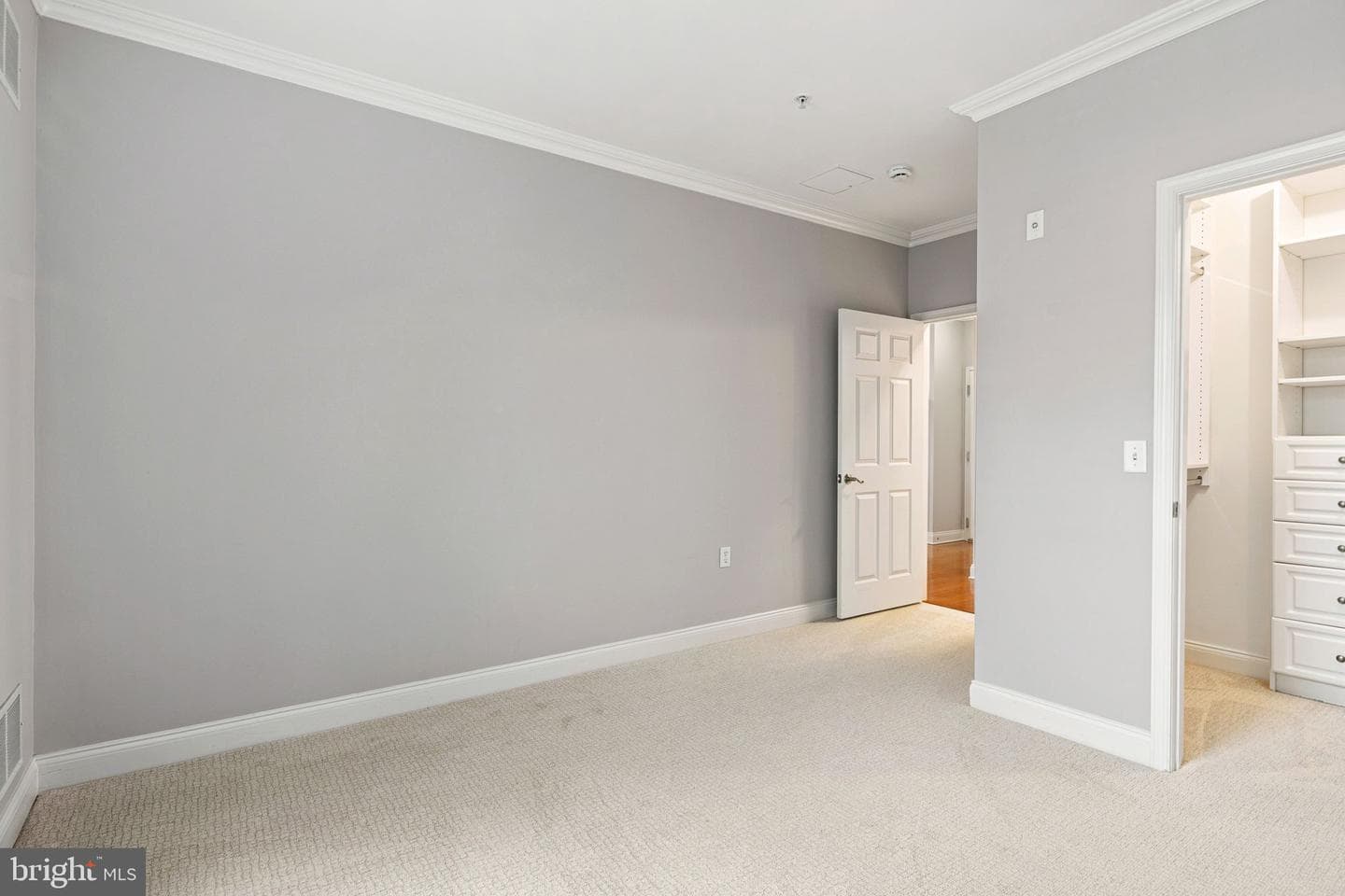 200 W Elm Street #1226 photo 20