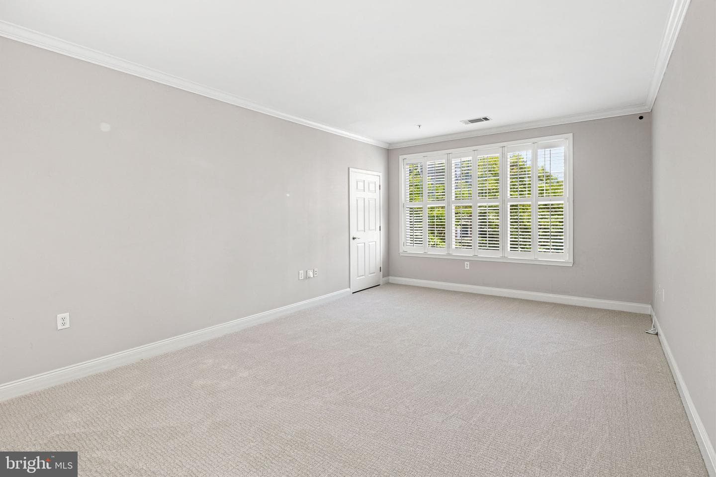 200 W Elm Street #1226 photo 6