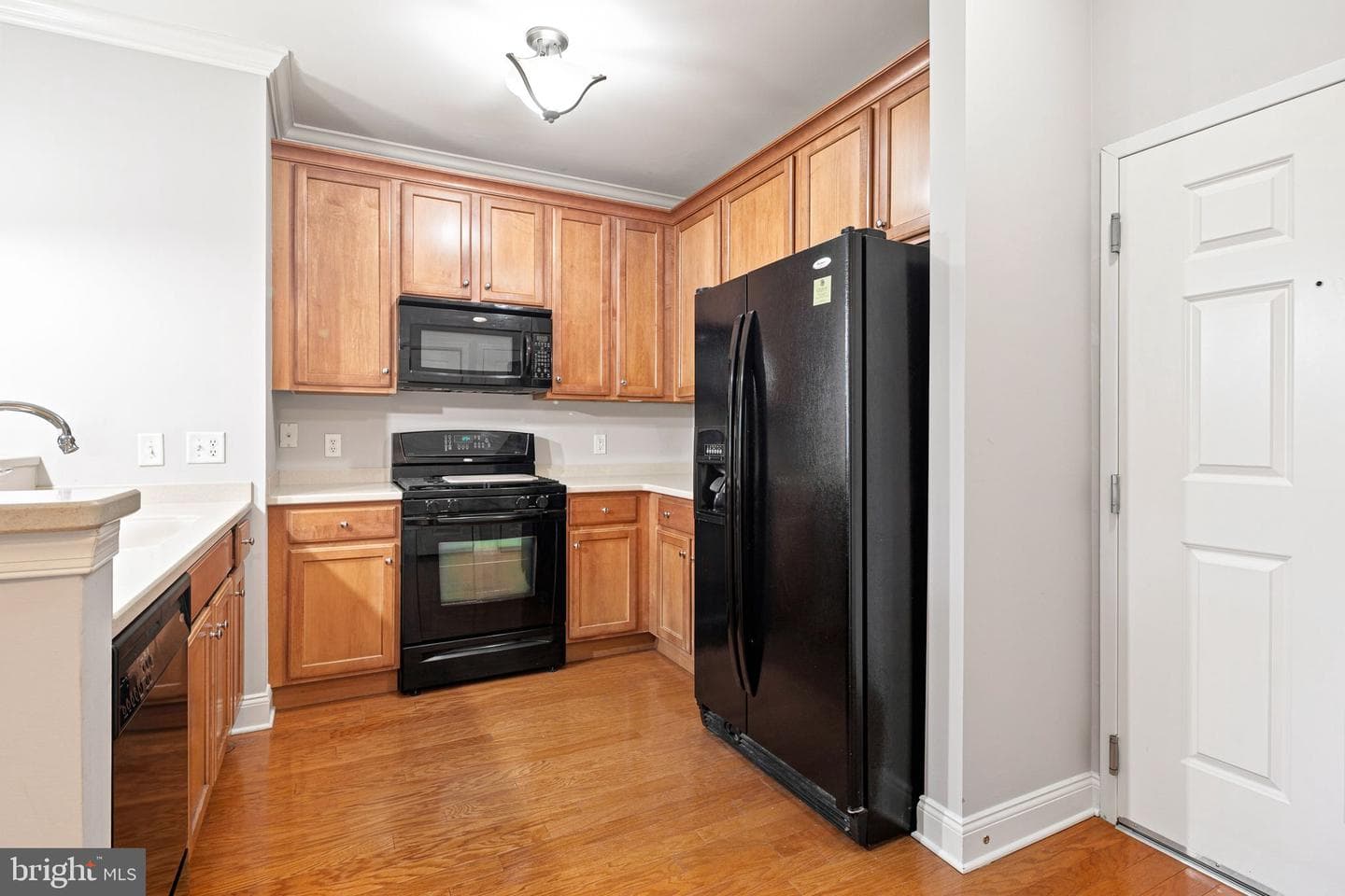 200 W Elm Street #1226 photo 9