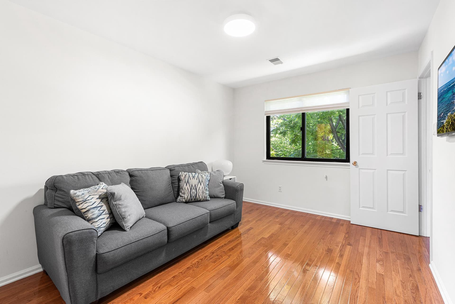 119 E Montgomery Avenue #7 photo 22