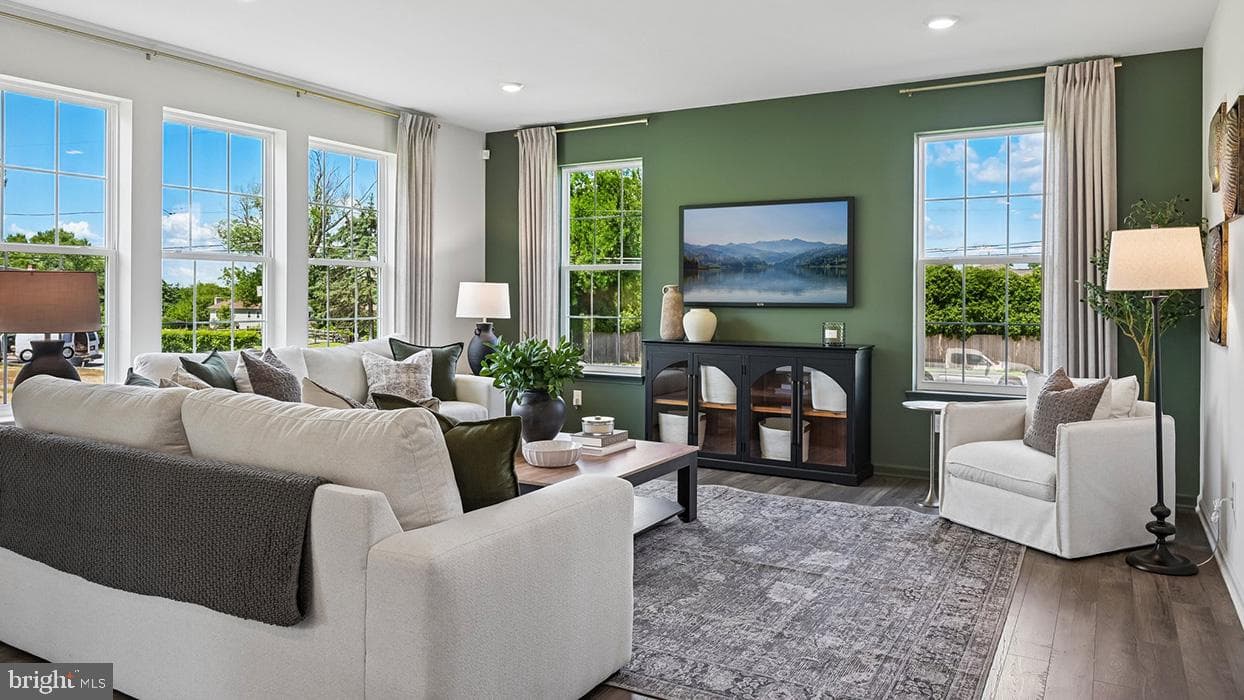 3050 Bella Circle photo 4