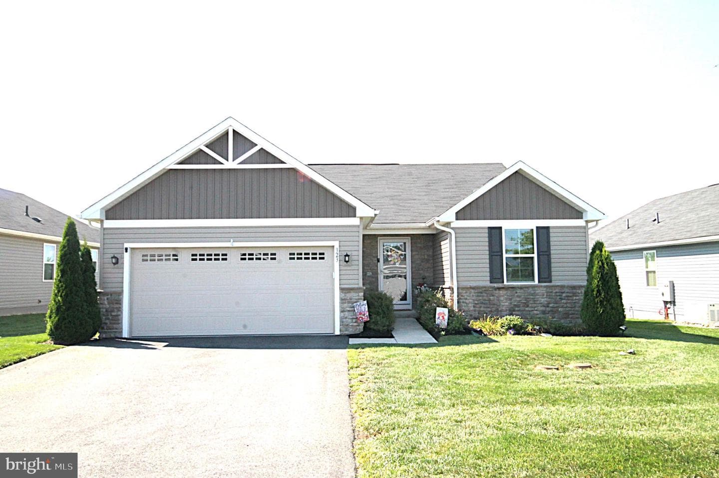 323 Steeplechase Lane photo 1