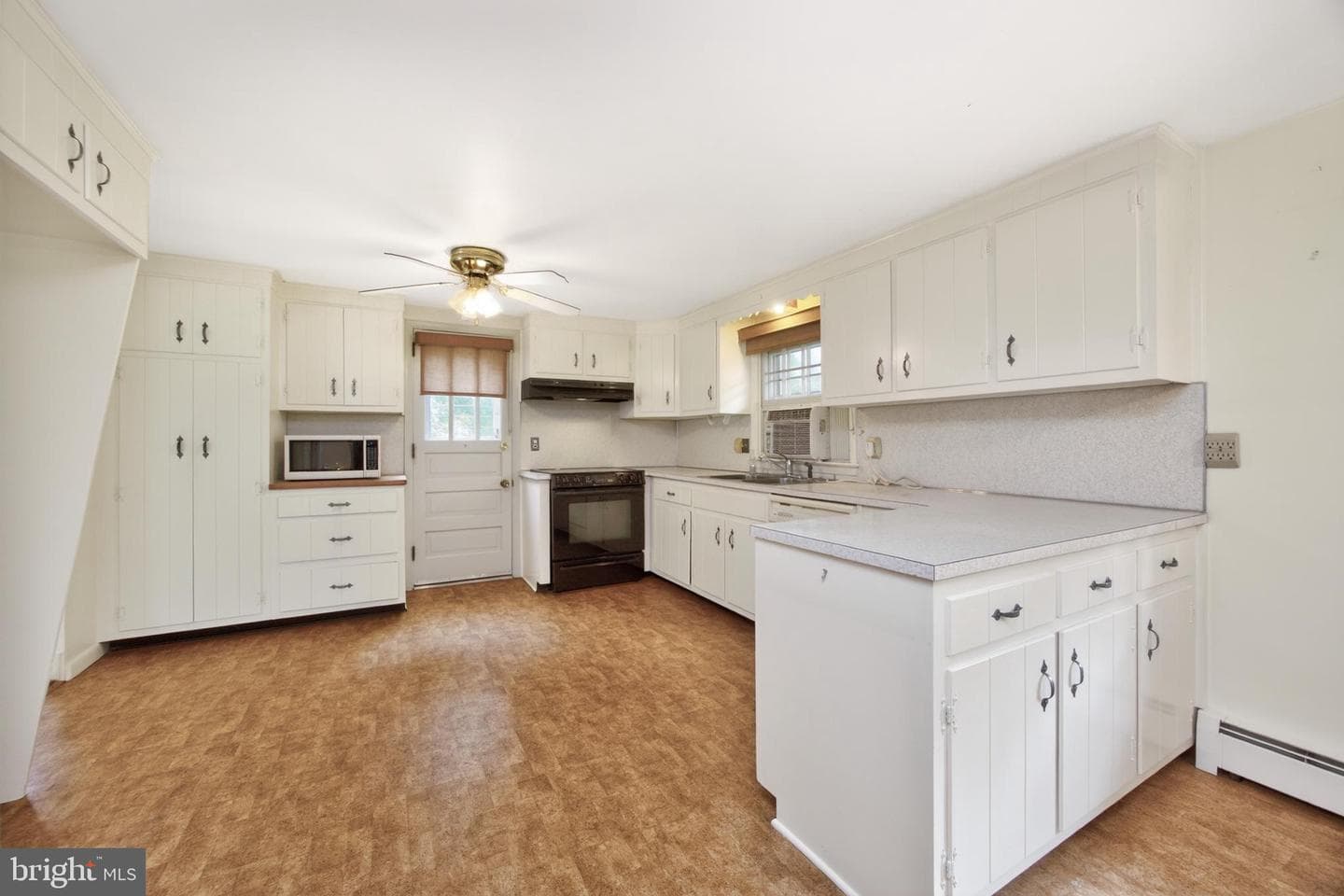 40 2nd Street photo 14