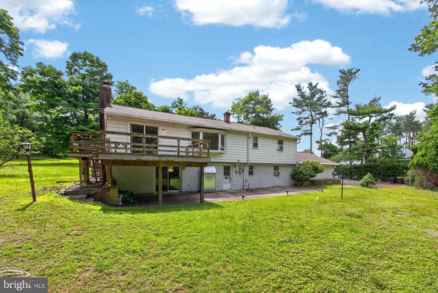 40 2nd Street photo 45