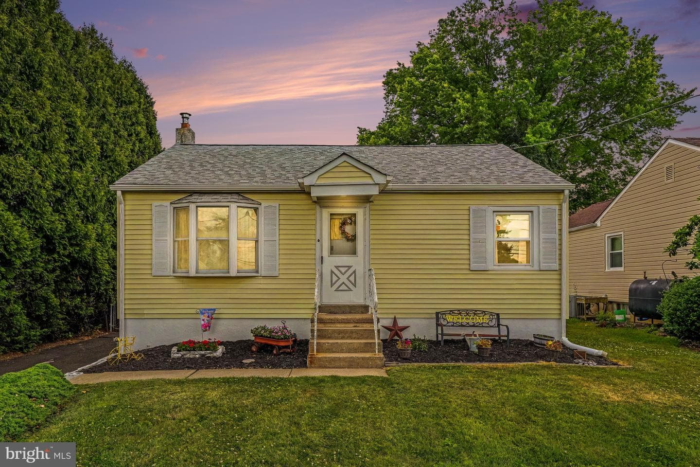 234 Oakdale Avenue photo 1