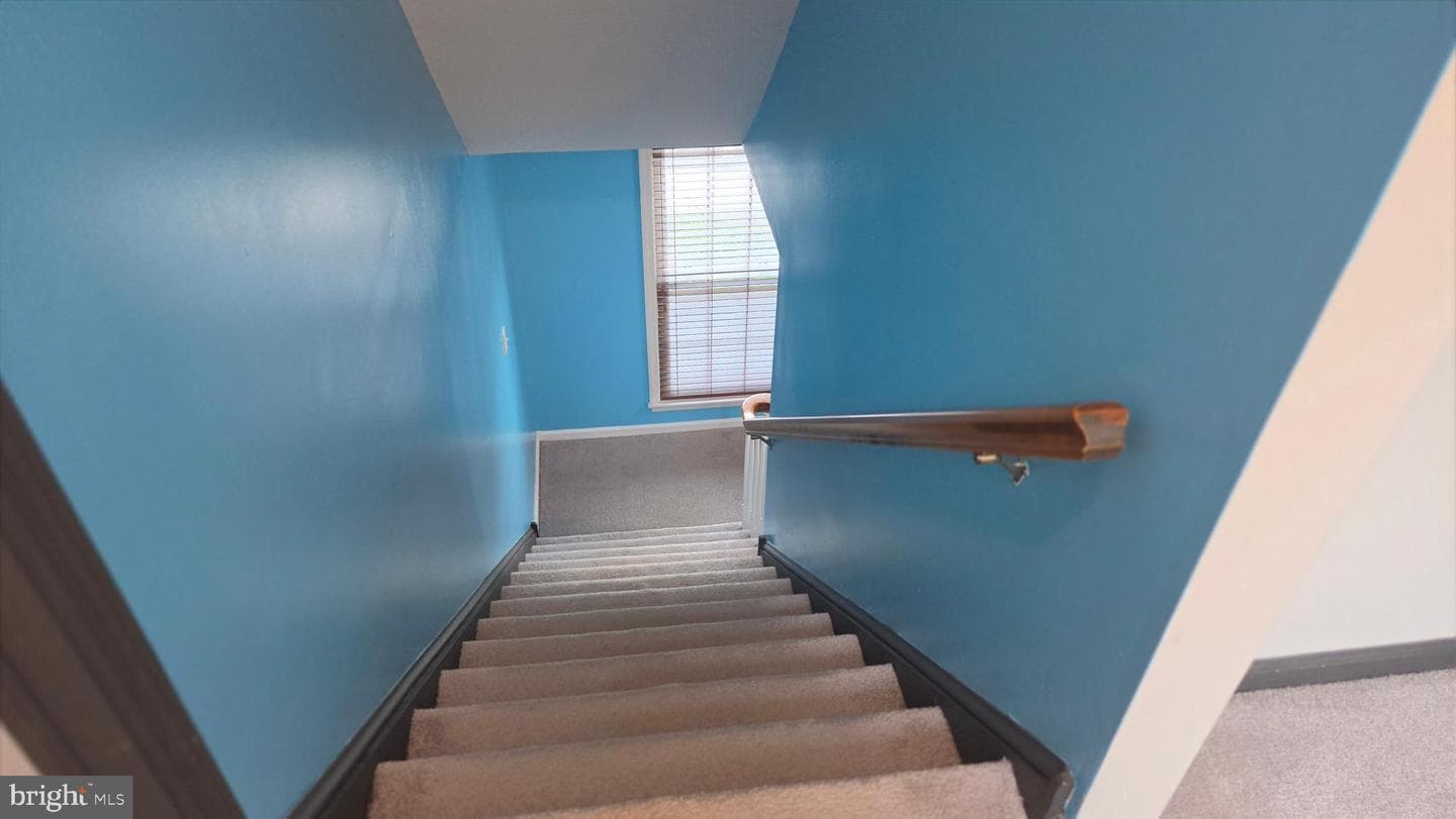 406 Bow Lane photo 76