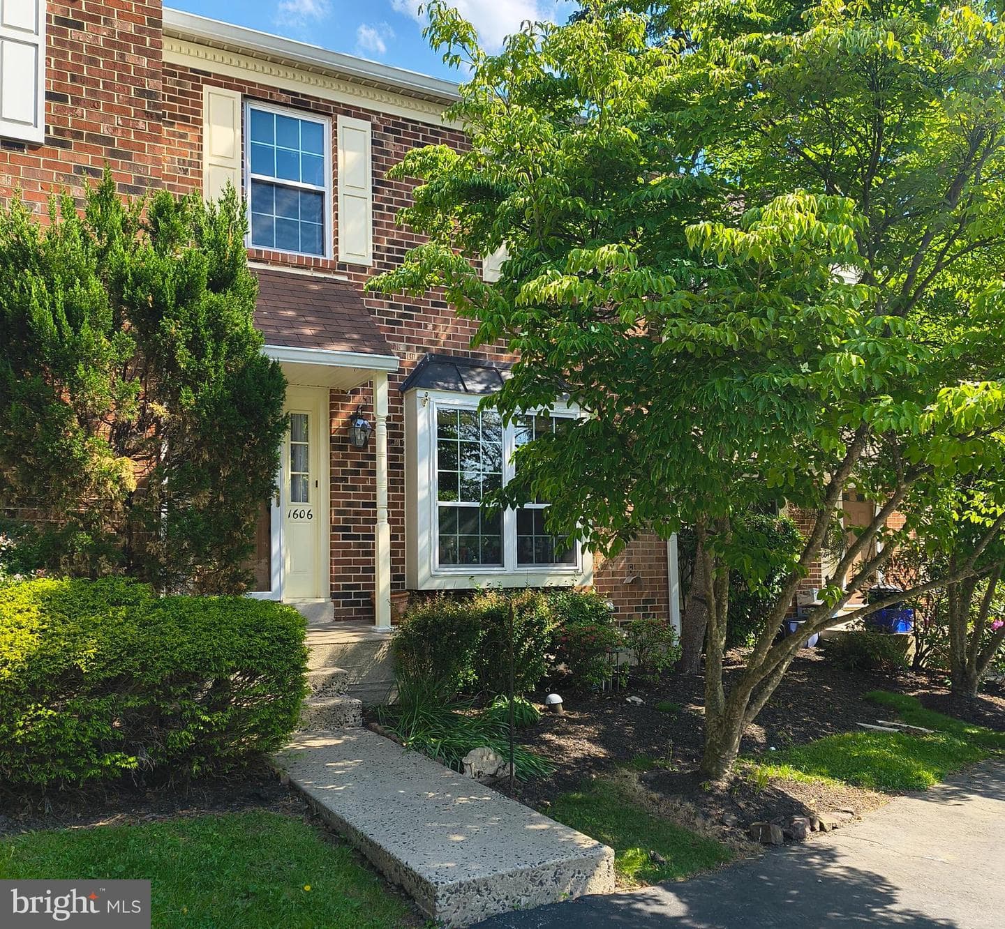 1606 Countryside Lane