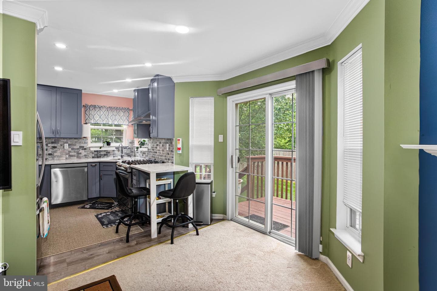 1030 Greenes Way Circle photo 11