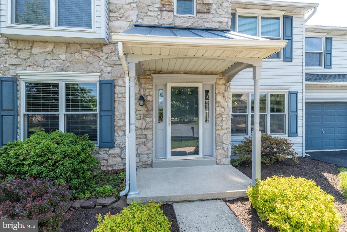 236 Longchamp Drive photo 2