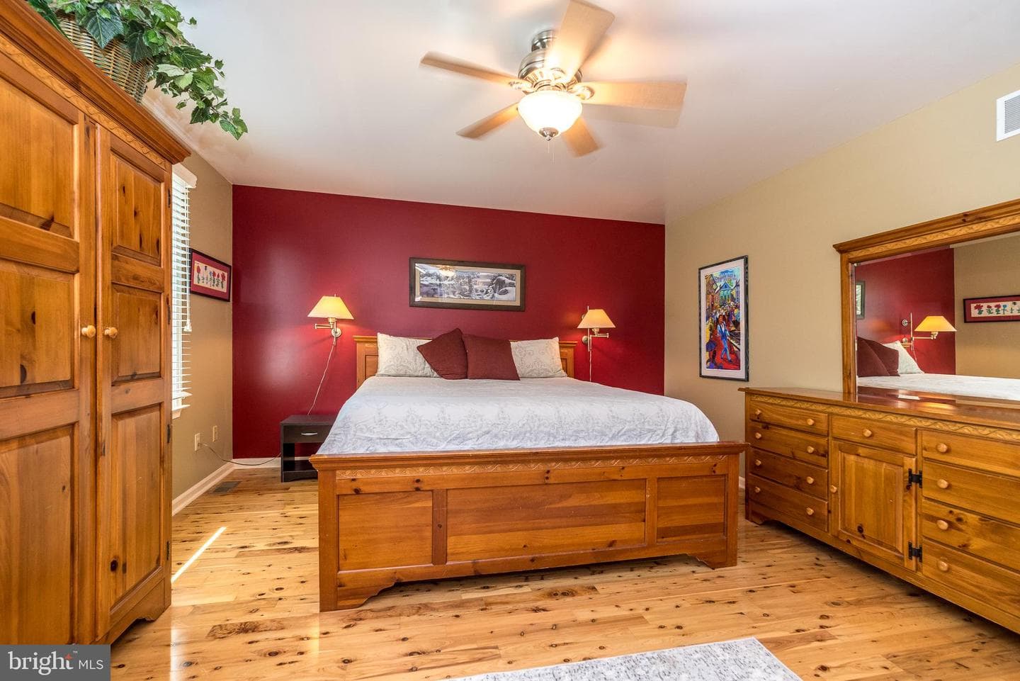 236 Longchamp Drive photo 31