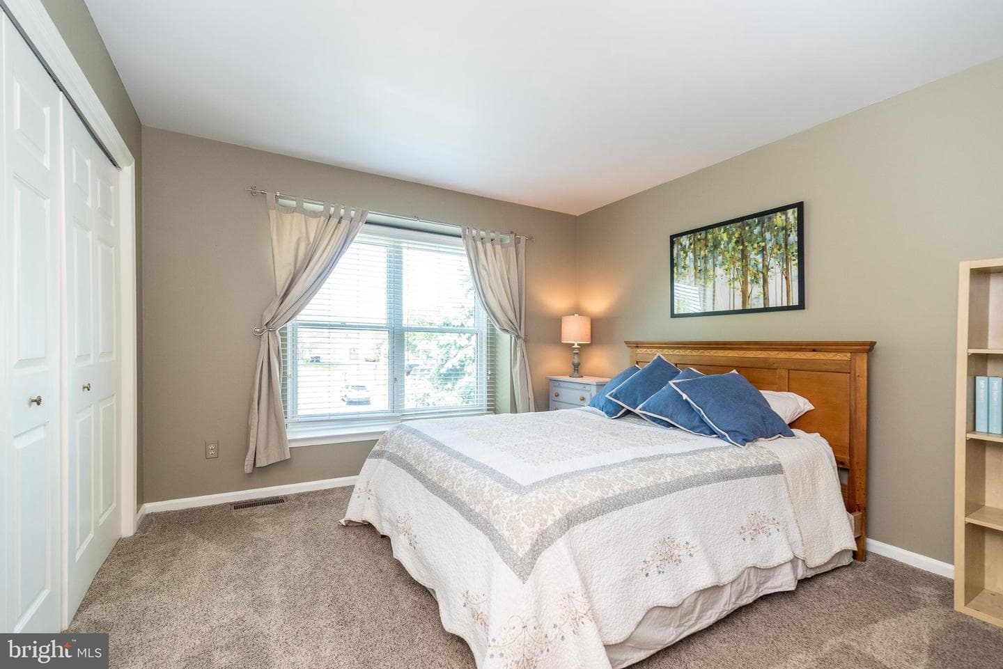 236 Longchamp Drive photo 44