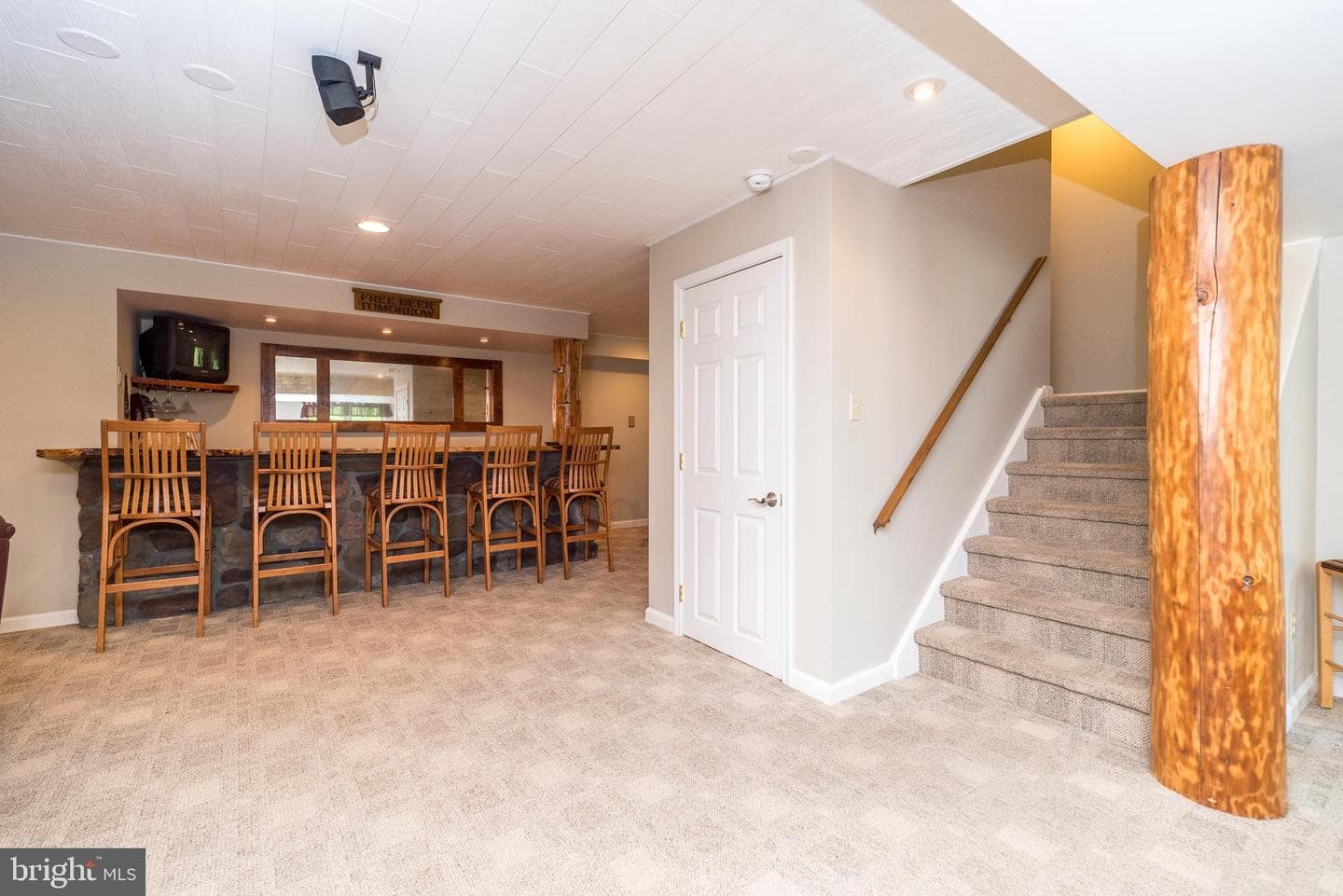 236 Longchamp Drive photo 46