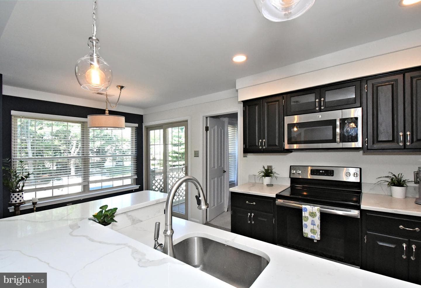 102 Foxmeadow Drive #condo 102 photo 8