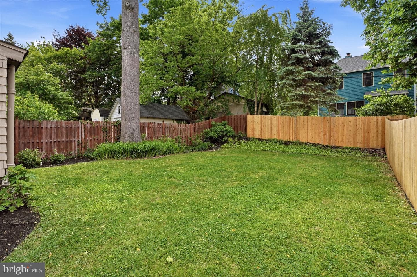 106 Elmwood Avenue photo 4