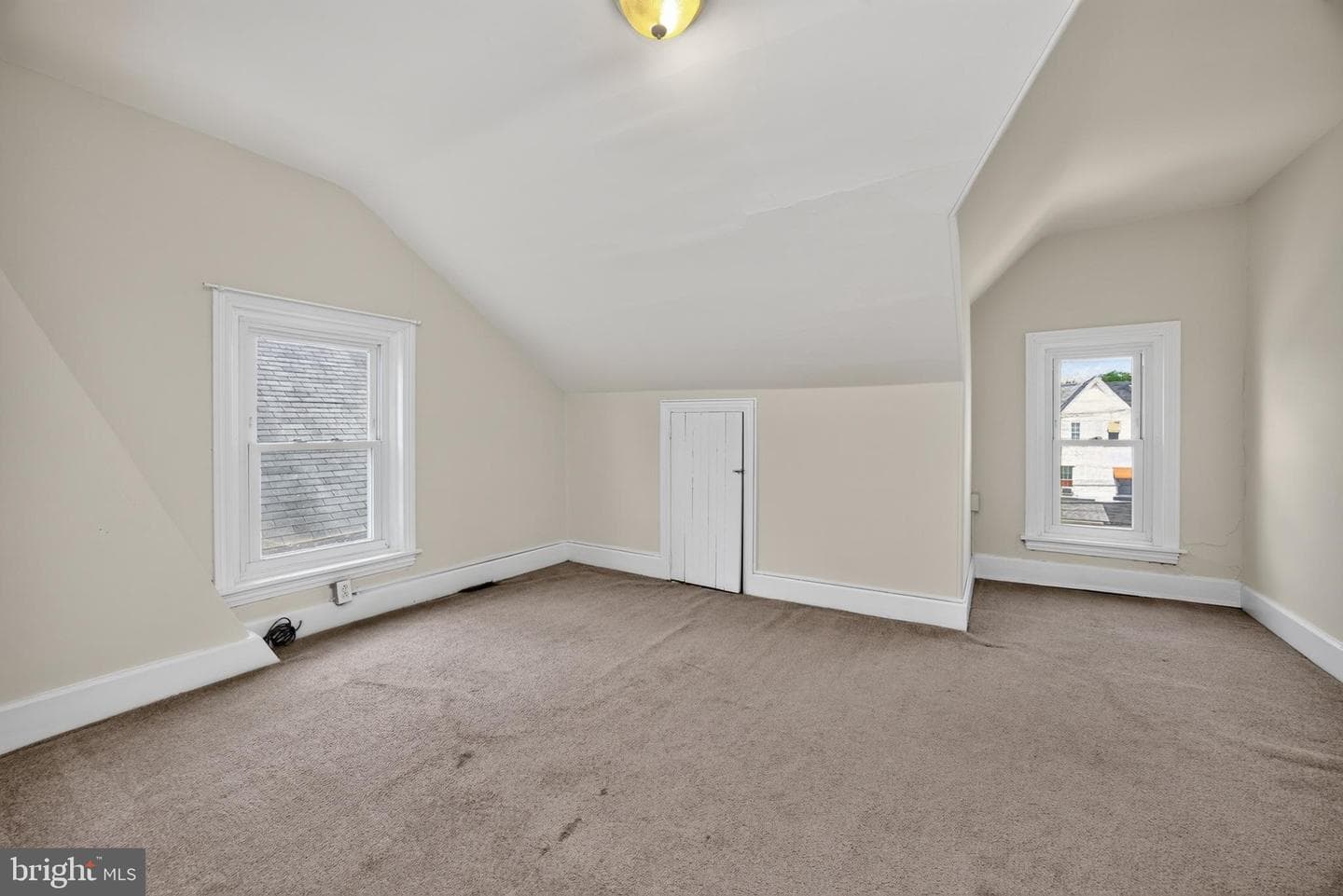 332 Walnut Street photo 25