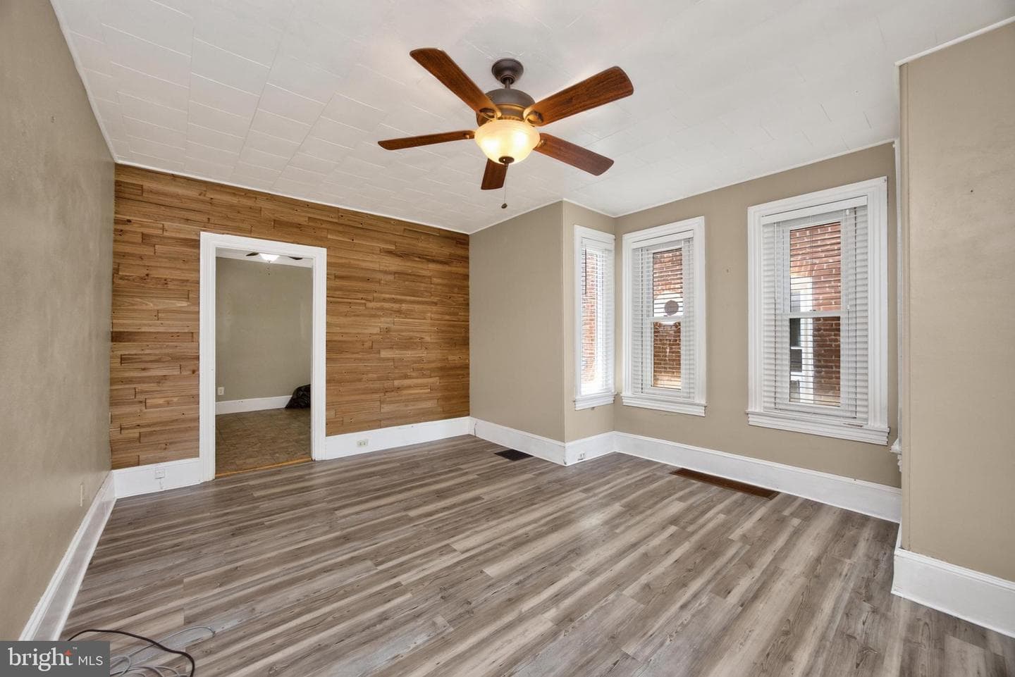 332 Walnut Street photo 6
