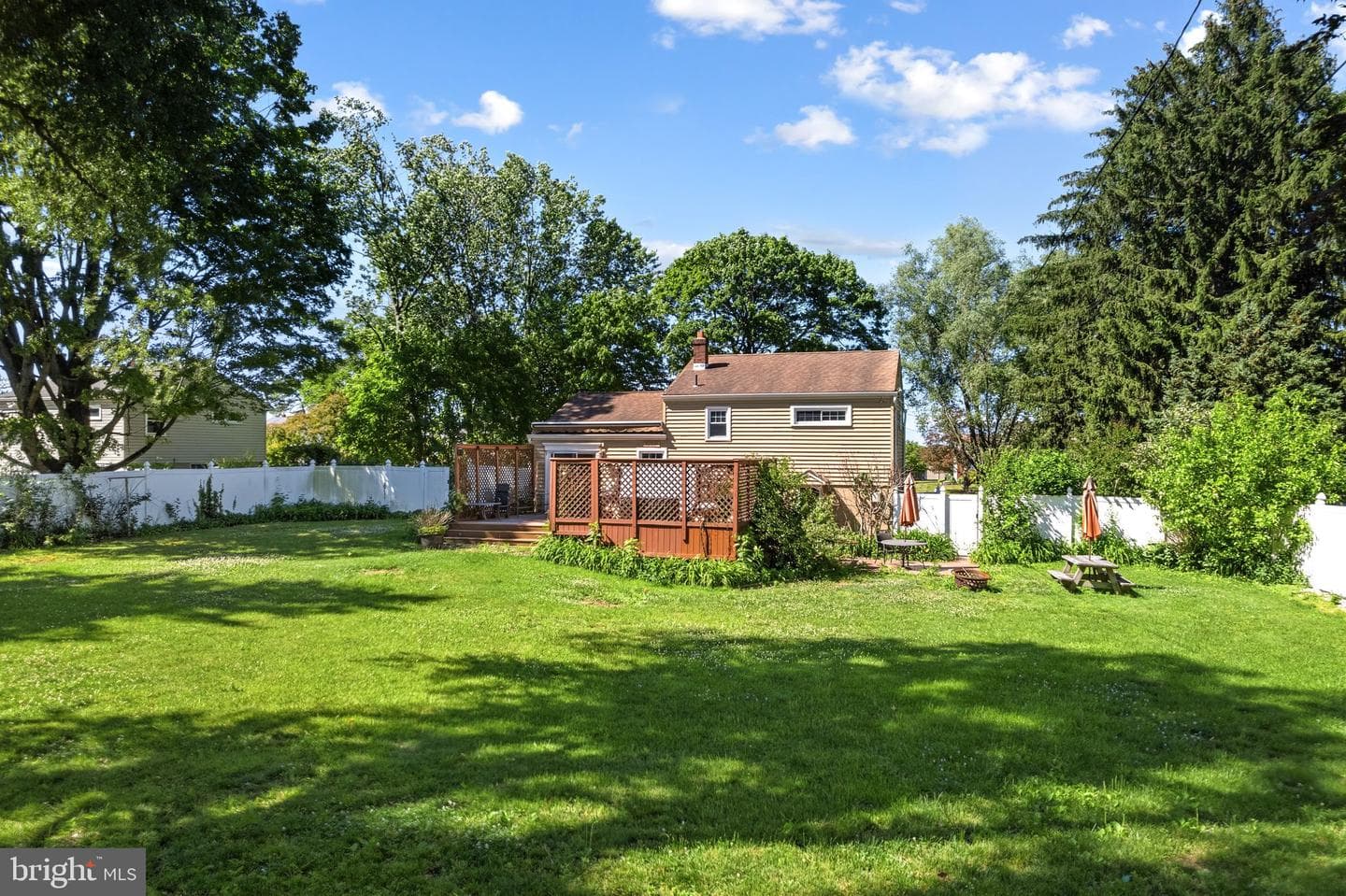 234 Arundel Avenue photo 26