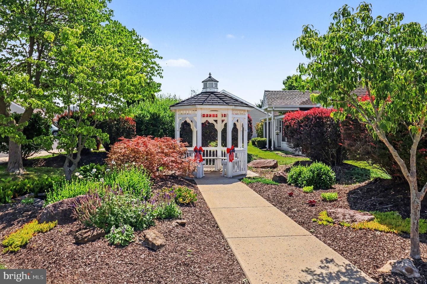36 Ellen Circle photo 32