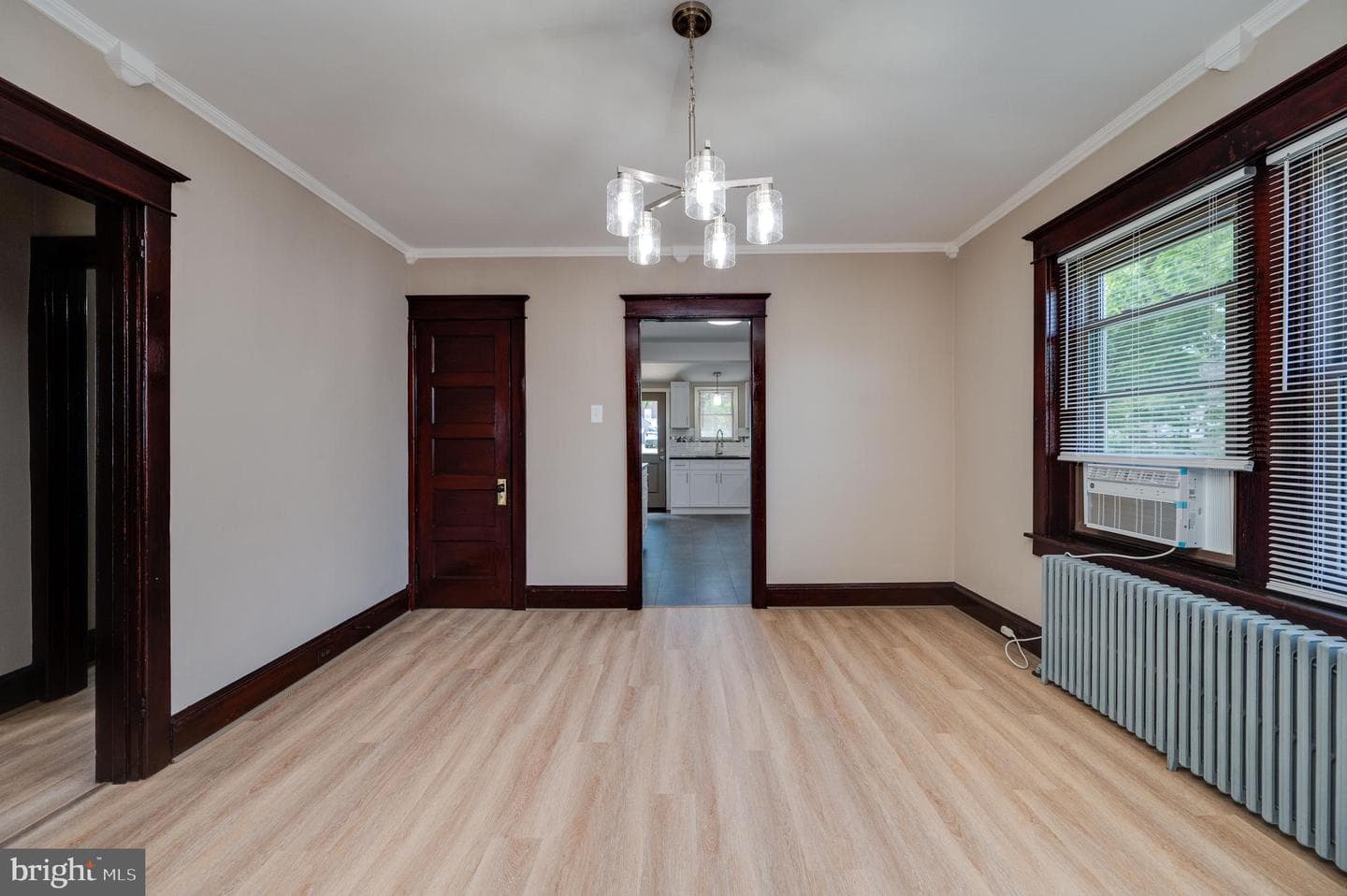 662 Spruce Street photo 23