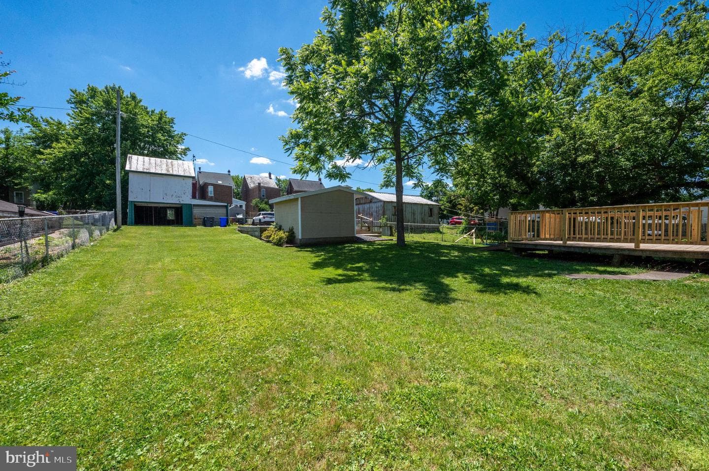 662 Spruce Street photo 7