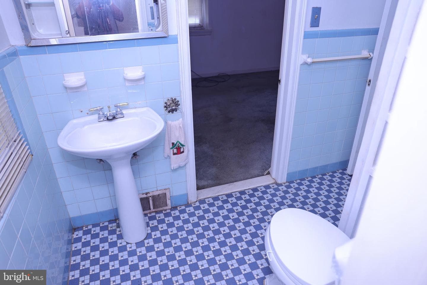 1311 Church Road photo 6