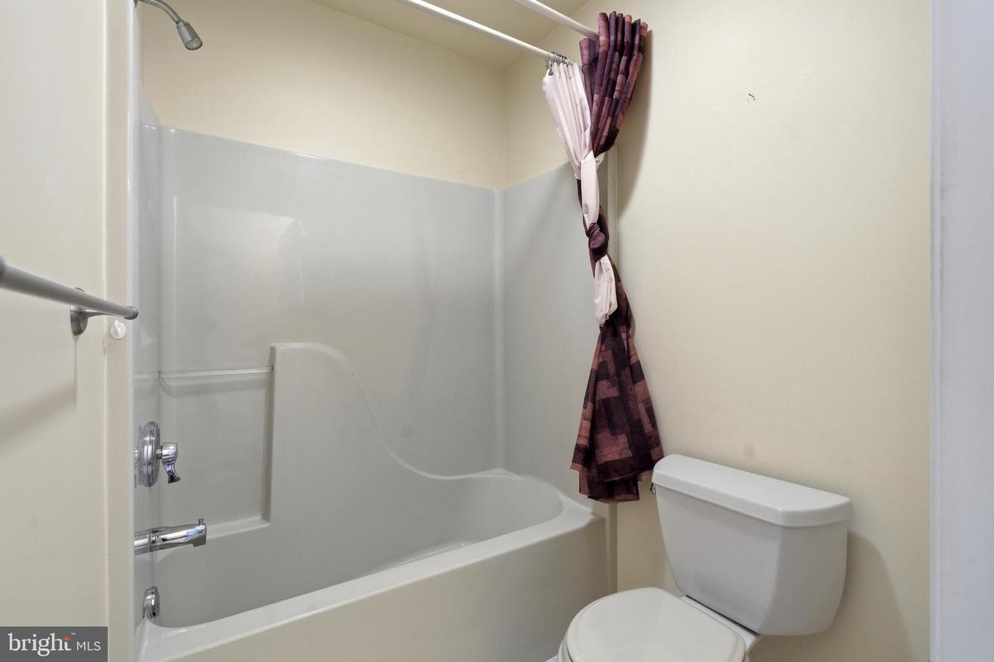 185 Lions Gate Circle photo 28