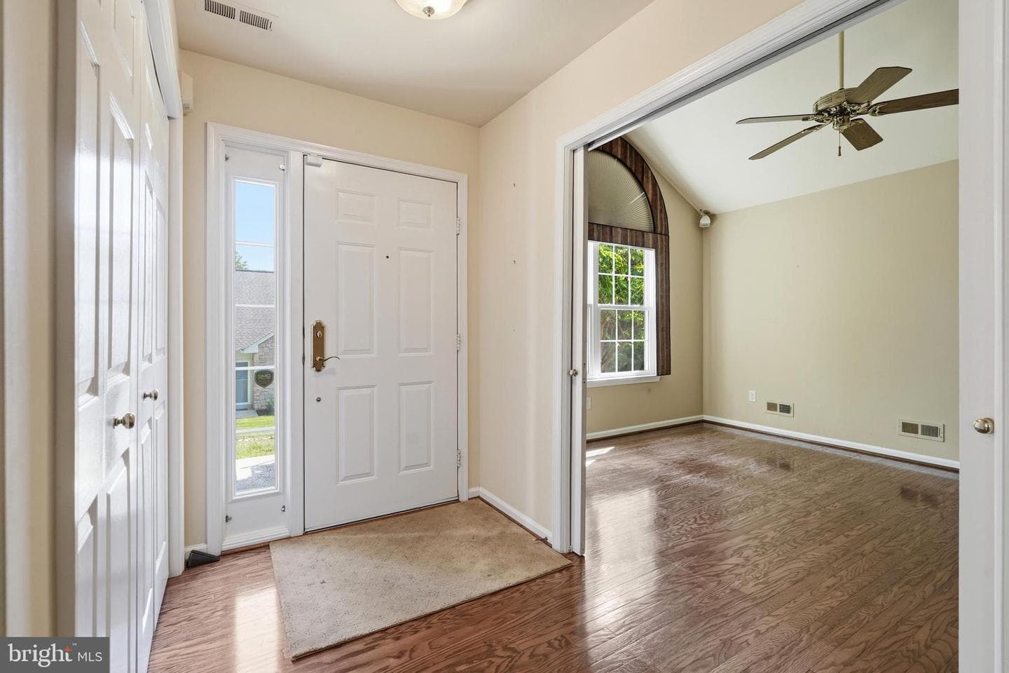 185 Lions Gate Circle photo 5