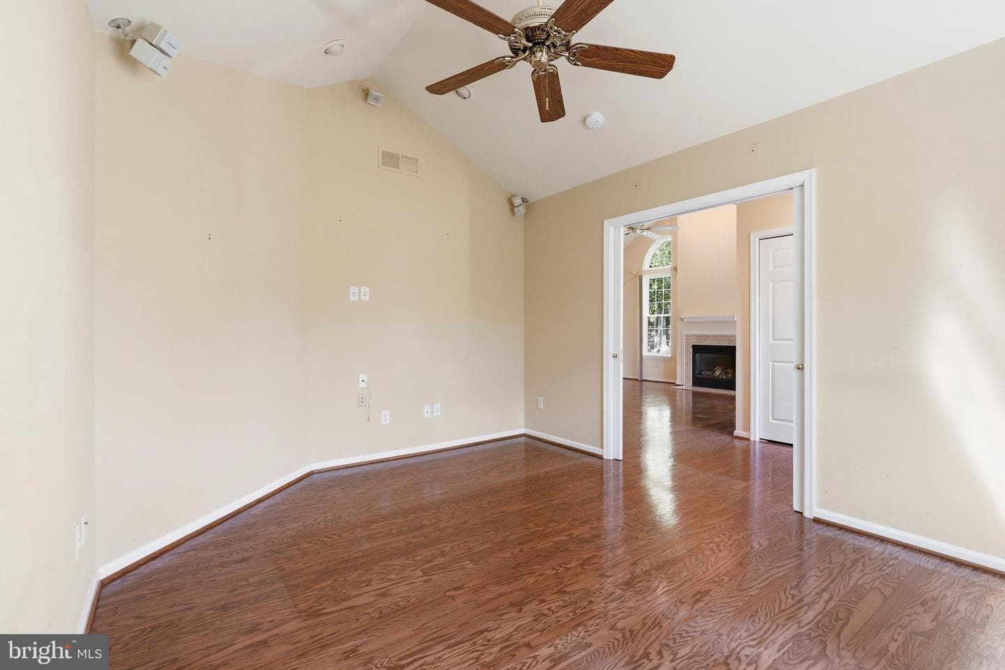 185 Lions Gate Circle photo 7