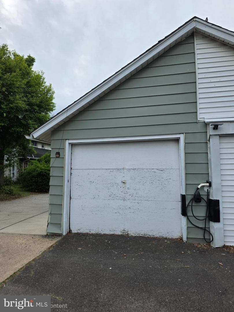 803 Ashbourne Road photo 4