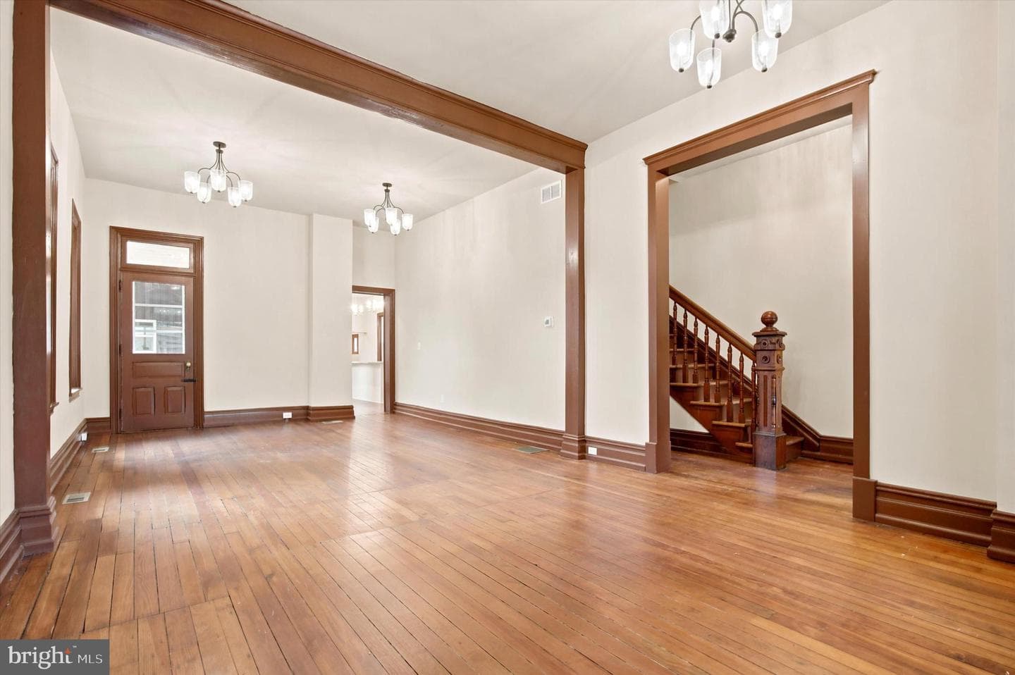 1040 E High Street photo 6