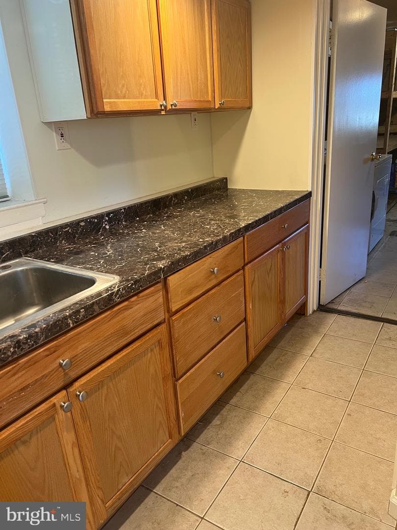 599 Elliott Drive photo 20