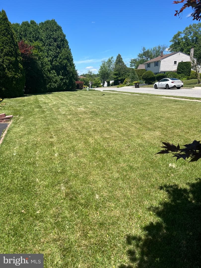 599 Elliott Drive photo 28