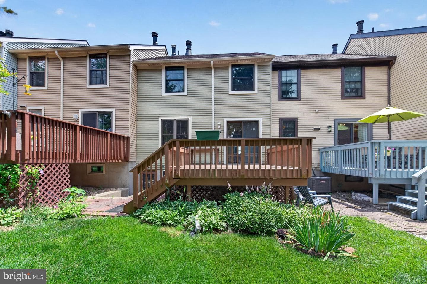 306 Livingston Court photo 38