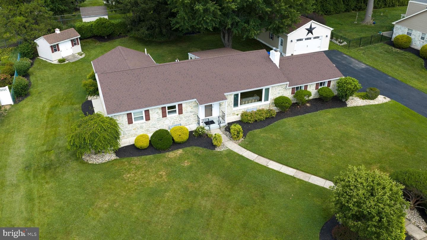 3882 Whitman Road photo 52