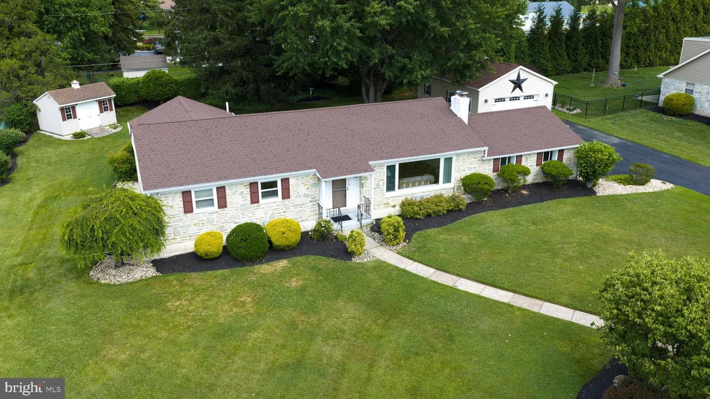 3882 Whitman Road photo 53