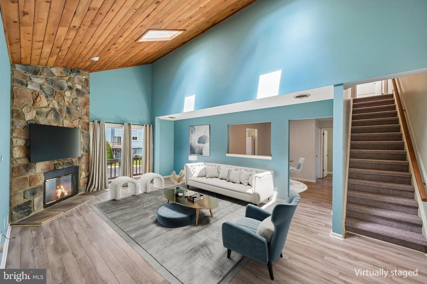 418 Brown Briar Circle photo 3