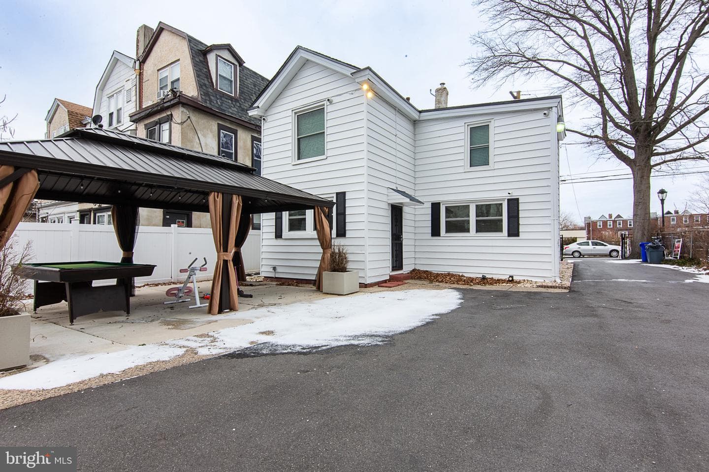 7309 Sycamore Avenue photo 3