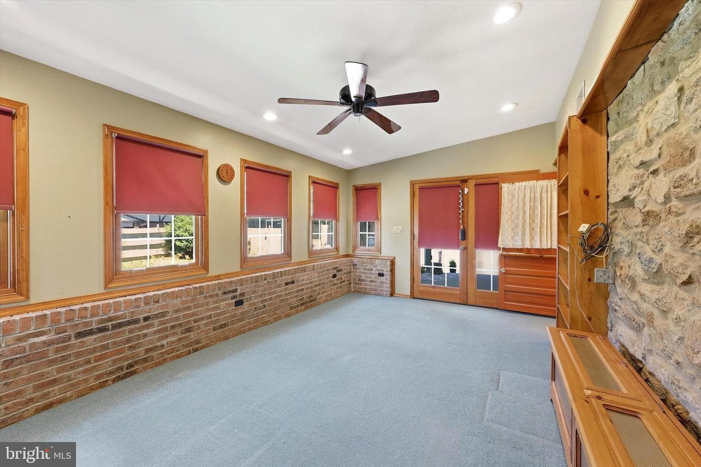 1437 Byberry Road photo 15