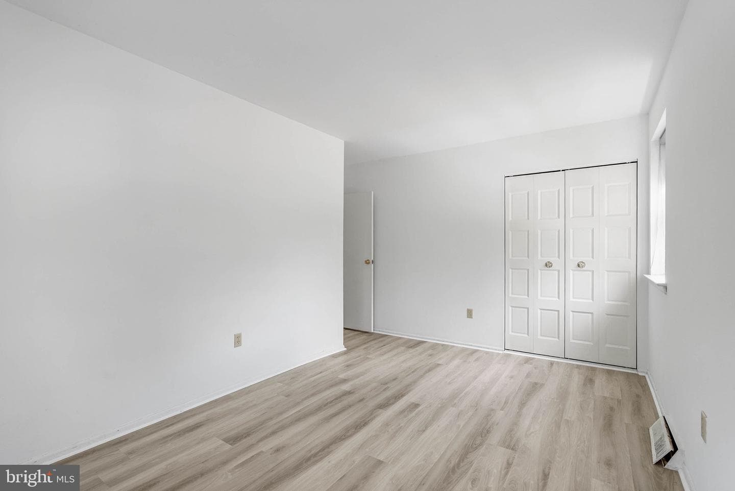 104 Hampstead Drive photo 24