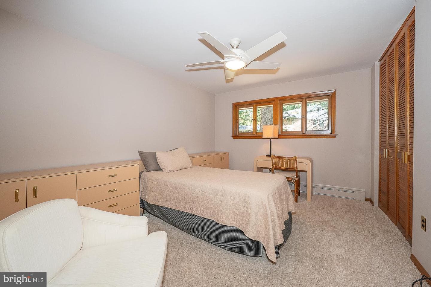 696 Forest Road photo 33