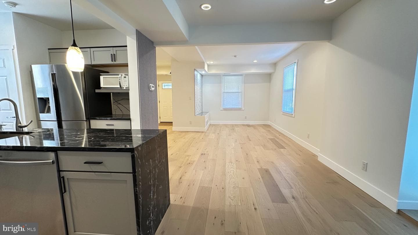 1700 Beech Avenue photo 35