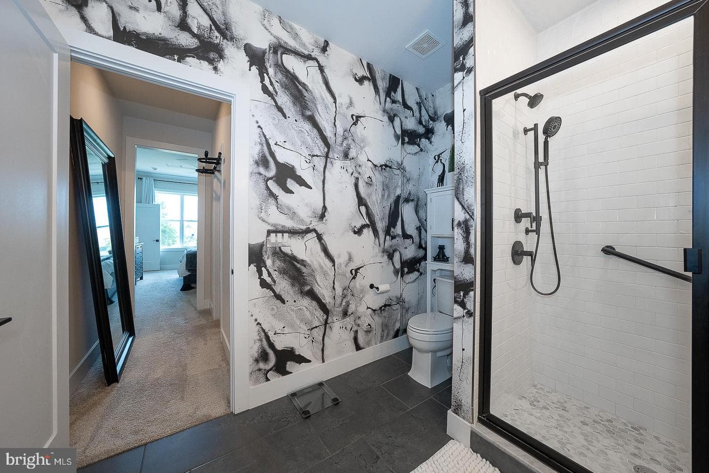 673 Levering Street photo 21
