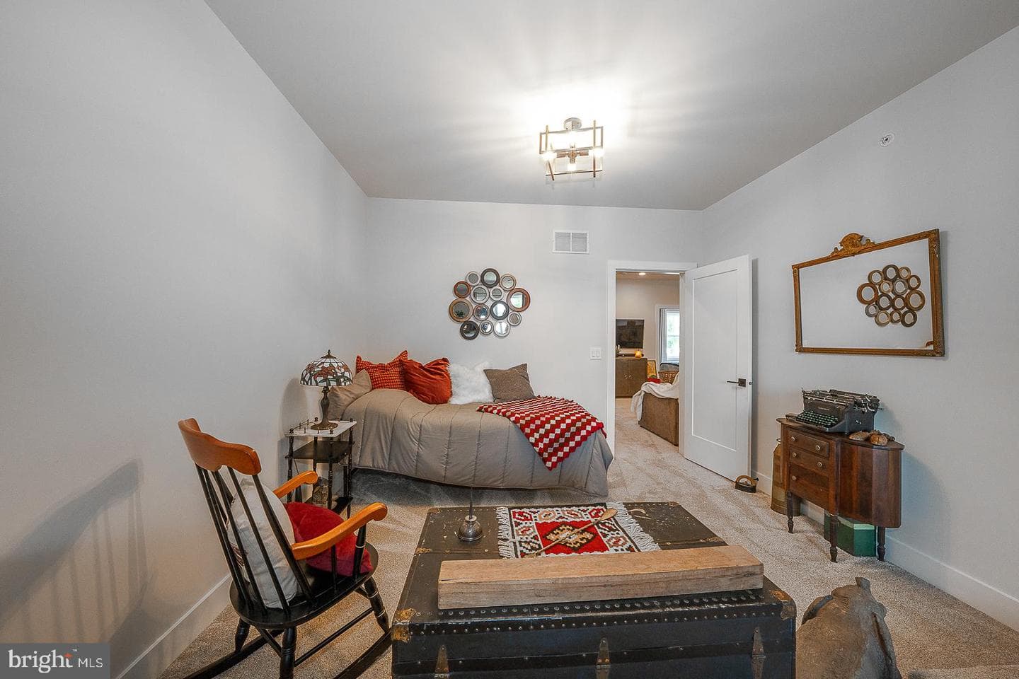 673 Levering Street photo 48