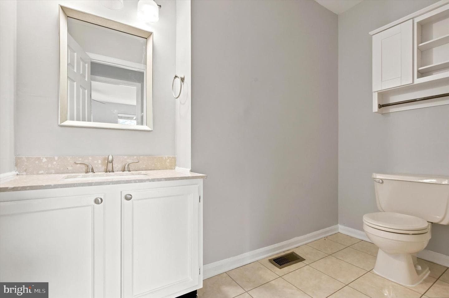 700 Farmington Avenue #4 photo 17